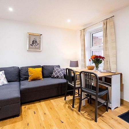 Three Tuns Apartments - Sycamore Pettistree المظهر الخارجي الصورة
