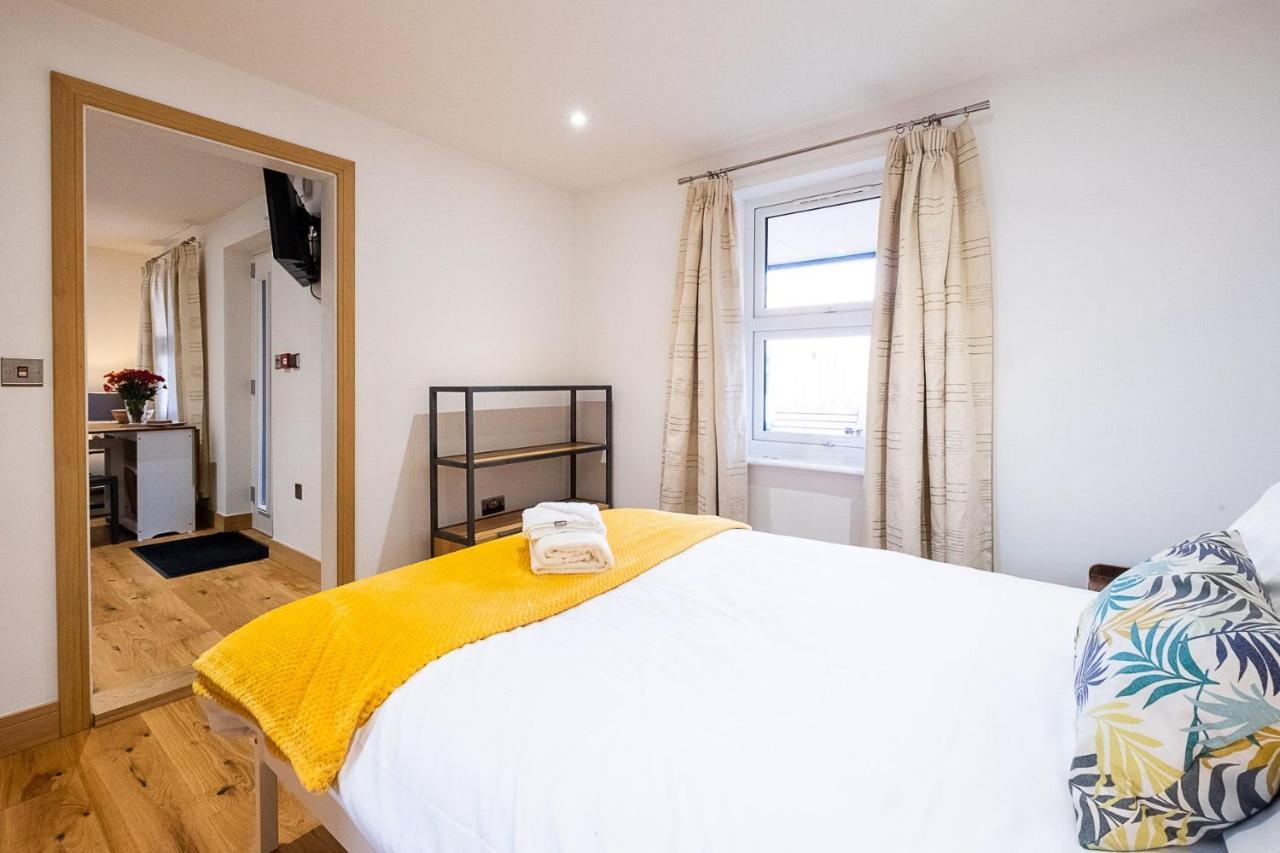 Three Tuns Apartments - Sycamore Pettistree المظهر الخارجي الصورة